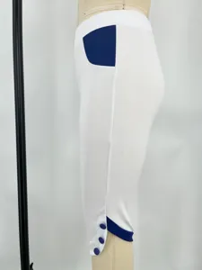 Pantalon Capri femme grande taille taille haute contraste blanc avec details bleus mode