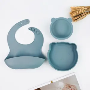 Silicone baby feeding set with bear bowl plate and bib waterproof toddler tableware.