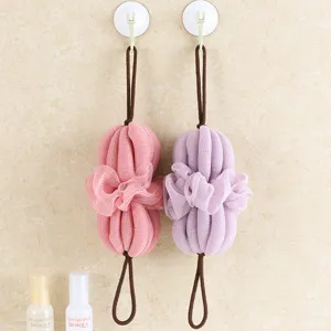 Grand lot de poufs de douche en filet, eponge exfoliante douce avec corde de suspension.