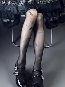 Collant nero Lolita con stampa piuma bianca, stile dolce, abbigliamento quotidiano elegante.