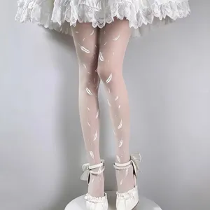 Dolce collant bianco Lolita con stampe delicate di piume, perfetto per outfit giornalieri.