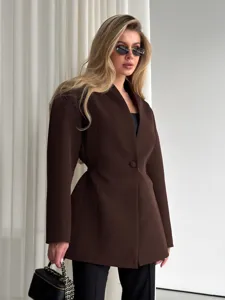 Chic brown V-neck blazer for women, elegant slim waist design for autumn commute and office wear.