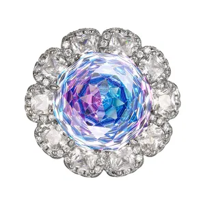 Exquisiter Farbverstein Blumen Cluster Ring verziert mit strahlenden Zirkonia Steinen.