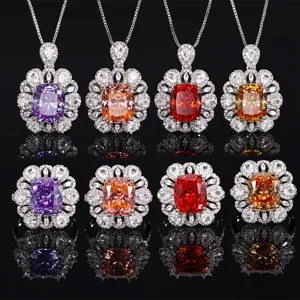 Lussuoso Set di Gioielli in Rame Placcato Oro con Pietre Preziose Simulate Taglio Cushion Ciondolo a Fiore con Strass Collana Anello da Donna