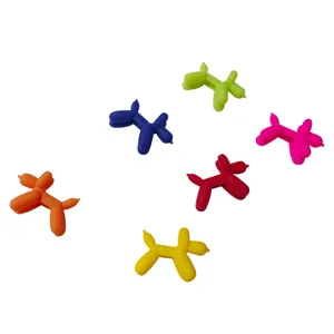 Set di marcatori per bicchieri di vino in silicone colorato a forma di cane palloncino