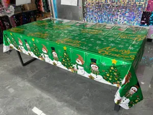 Grüne Weihnachtsparty Einweg PE Tischdecke mit niedlichem Schneemann Motiv für Feiertage