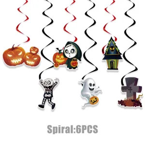 Detailansicht der Halloween Hängedekoration, mit 6 Stück gruseligen Motiven wie Kürbissen.