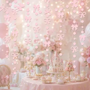 Rosa Schleife und runder Papiergirlanden-Anhänger, süße Mädchen-Party-Hängedeko Detail.