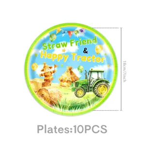 Nahaufnahme des Traktor Motiv Party Papptellers mit niedlicher Vogelscheuche und Strohballen Grafik.
