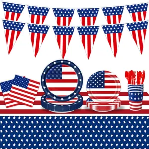 USA Flagge Design Party Geschirr Detailansicht, Pappteller und Becher Set Dekoration.