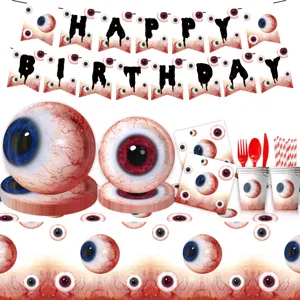Detalles de fiesta Halloween con ojos espeluznantes, platos de papel, vasos y juego de pancartas.