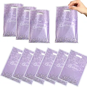 Lila glitzernde Geburtstagsparty-Geschenktüten mit Diamant- und Kronenmuster für Feiern.