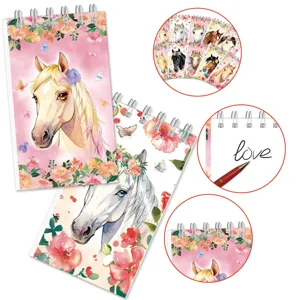 Bonito cuaderno de espiral con caballo de acuarela y diseño floral para notas diarias.