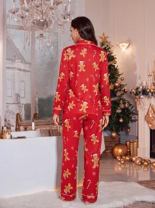 Set pigiama donna manica lunga con stampa omino di pan di zenzero per feste di Natale.