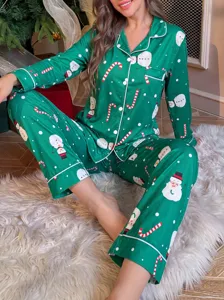 Ensemble pyjama de Noël à manches longues avec motif bonhomme de neige pour femmes, détail cosy.