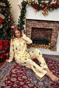 Christmas printed long sleeve pajama set for women, cozy sleepwear and loungewear style.