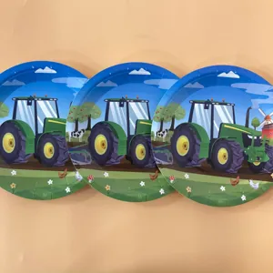 Boerderij tractor wegwerp borden met schattige dieren, ideaal voor kinderfeestje decoratie.