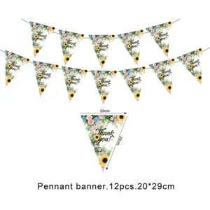 Detailansicht der blumigen Wimpelkette mit Sonnenblumen und Rosen für tolle Partydekoration.