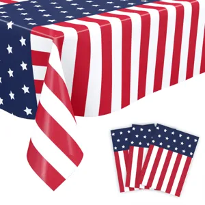Detailansicht der US-Flagge Einweg PE Tischdecke und Servietten für Unabhängigkeitstag Party.