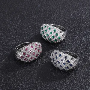 Bague en Cuivre Plaqué Or Vintage pour Femme Émeraude Rubis Saphir Simulé Strass Carré Pavé Bague Dôme Réglable Large Ouverte