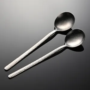 Cuchara Coreana Martillada de Titania Pura Proceso de Copo de Nieve de Cristal de Titanio Cuchara Redonda Doméstica Vajilla de Lujo