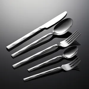 Set de cubiertos de cocina modernos de acero inoxidable de 5 piezas con mango geométrico de diamante.