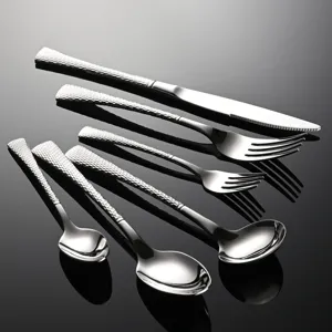 Set di posate in acciaio inossidabile con manico lavorato design lusso coltello forchetta