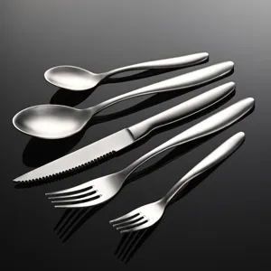 Set de cubiertos de 5 piezas de acero inoxidable acabado mate cuchillo tenedor cuchara