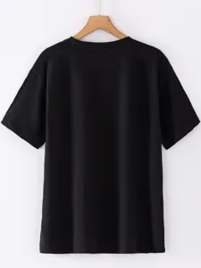 Plain black short sleeve t-shirt for men and women, casual basic tee top, comfortable everyday wear.