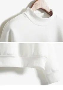 Effen kleur mock neck sweatshirt detailweergave, zachte stof, comfortabele casual kleding.