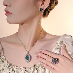 Ensemble de bijoux vintage retro cristal gris noir collier boucles d'oreilles bague