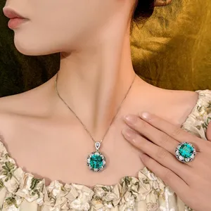 Exquisite vintage green gemstone necklace and ring set, copper plated copper jewelry for women.