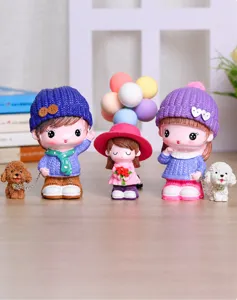 Cute cartoon family resin dolls desktop ornament for kids room and living room decor