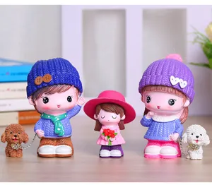 Cute cartoon family resin figurine desktop decoration for living room and children room