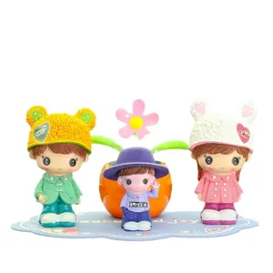 Jolie figurine de couple de dessin animé pour tableau de bord de voiture, ensemble déco.