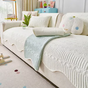 Cojín de Sofá de Seda de Hielo Estilo Crema Cuatro Estaciones Universal Antideslizante Funda de Sofá Sala de Estar Decoración