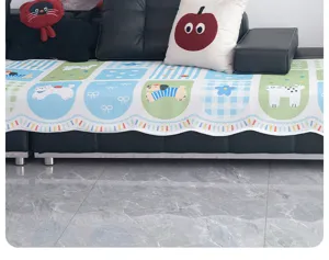 Housse de canapé en soie glacée avec imprimés d'animaux mignons, parfaite pour le salon.