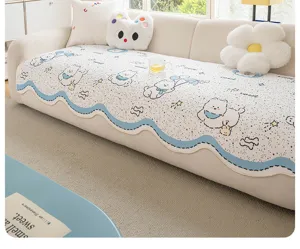 Tapis de canapé en soie glacée de dessin animé mignon housse d'été avec motif de chiot adorable.