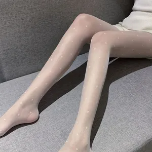 Collants transparents blancs avec cœurs, style JK Lolita mignon bas d'été fins pour femmes.