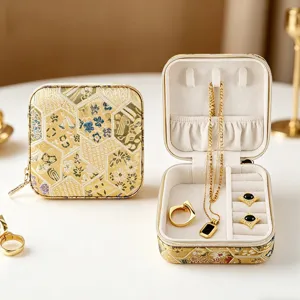 Traditional Chinese Gold Brocade Jewelry Box Retro Jacquard Travel Portable Jewelry Organizer Case For Rings Earrings Necklaces