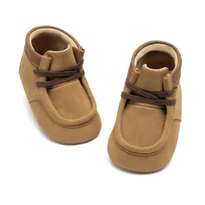 Kleinkind Wildleder Lauflernstiefel Detailansicht, weiche Sohle Babyschuhe Winter.