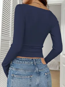 Top en tricot moulant à manches longues bleu foncé, style élégant pour femmes, usage quotidien.