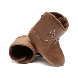 Bottines bébé en cuir PU marron avec doublure polaire et détail de broderie pour nourrissons.