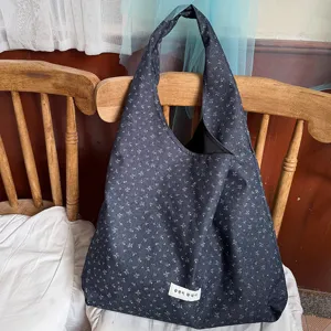 Summer new floral Korean style versatile single-shoulder vest shopping bag and handbag.