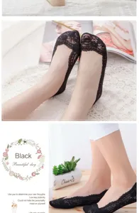 Women summer lace boat socks breathable mesh low cut invisible socks anti slip black.