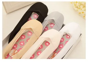 Detailed view of thin ice silk invisible socks featuring anti-slip silicone, multiple colors.