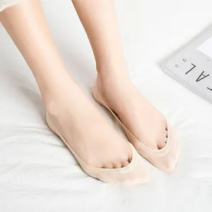 Summer ice silk shallow no-show socks for women, breathable invisible skin short sock daily.