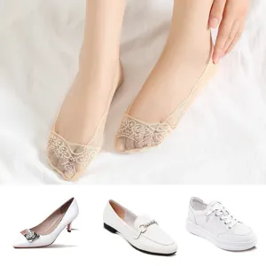 Women lace invisible boat socks summer thin silicone non-slip shallow cut short socks