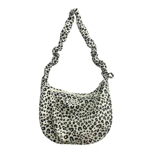 Luipaardprint corduroy slouchy schoudertas grote capaciteit hobo crossbody tas vrouw