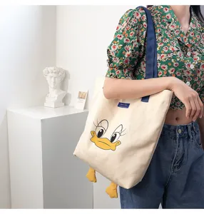 Canvas tote bag for women large capacity shoulder bag cute cartoon duck print casual handbag